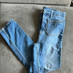 GAP High Rise Blue Jeans with Light Wash